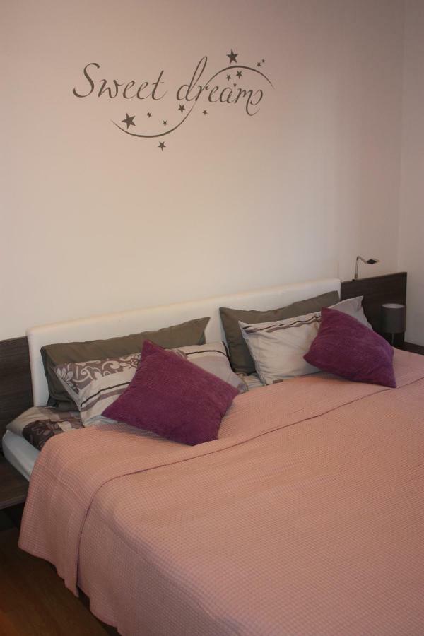 Melios Apartment Балинген Екстериор снимка